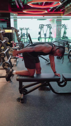One Arm Dumbbell Kickback
