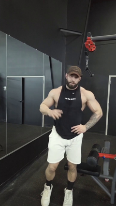 Lat pulldown