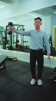 혹시 어깨 아프세요?