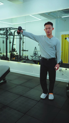 혹시 어깨 아프세요?