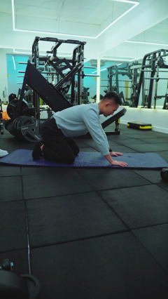 혹시 어깨 아프세요?